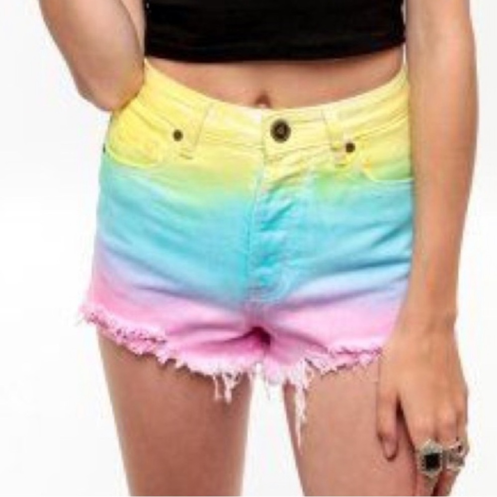 🆕 UNIF Ombre Dip Dye High Waisted Shorts
